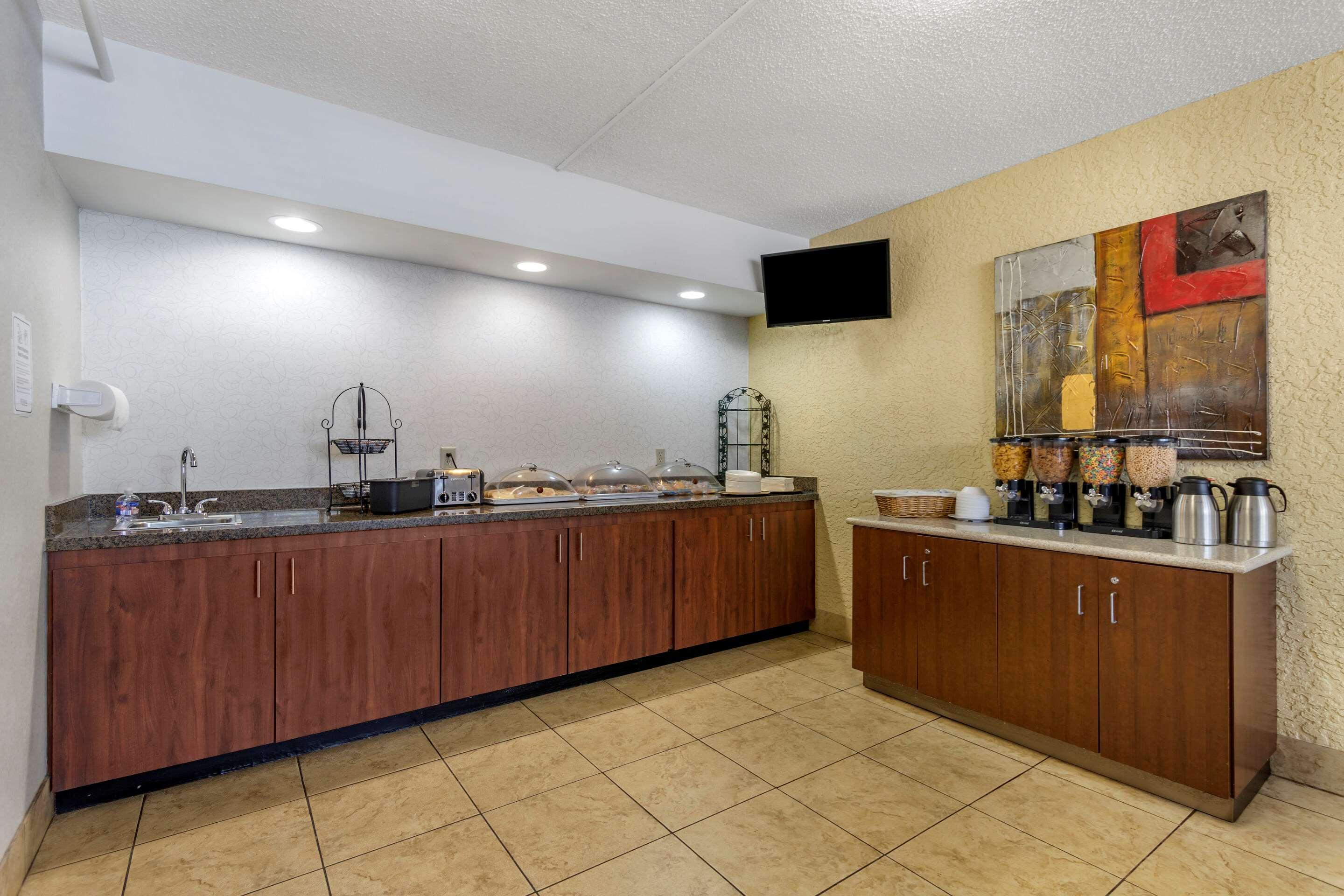 Hotel Econo Broken Arrow-tulsa Broken Arrow