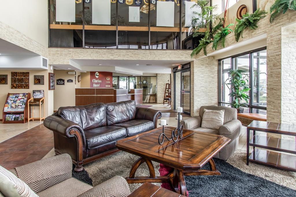 Econo Broken Arrow-tulsa Hotel